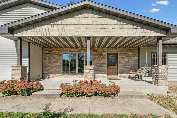 20 Acres of Agricultural Land with Home for Sale in Manchester, Iowa