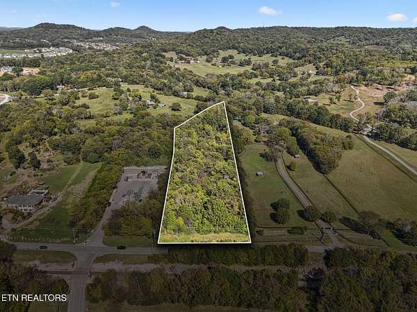 3.9 Acres of Residential Land for Sale in Franklin, Tennessee