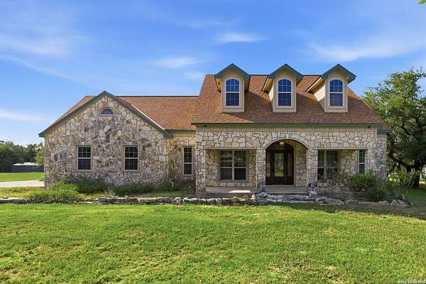 1.86 Acres of Land with Home for Sale in San Antonio, Texas