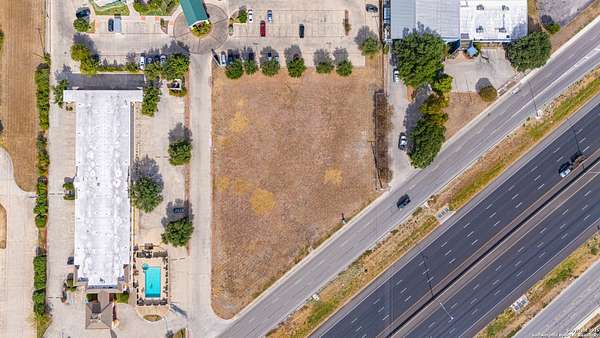1.58 Acres of Commercial Land for Sale in New Braunfels, Texas