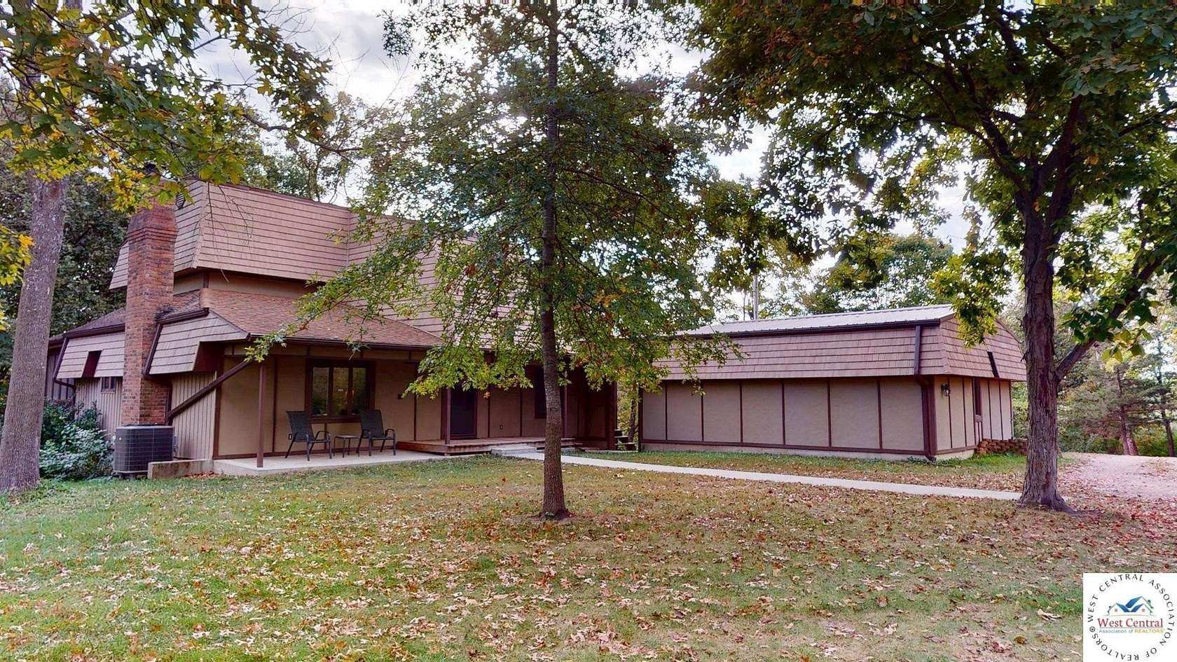 3.38 Acres of Residential Land with Home for Sale in Sedalia, Missouri