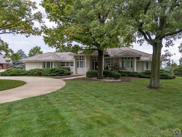 1.5 Acres of Residential Land with Home for Sale in Topeka, Kansas