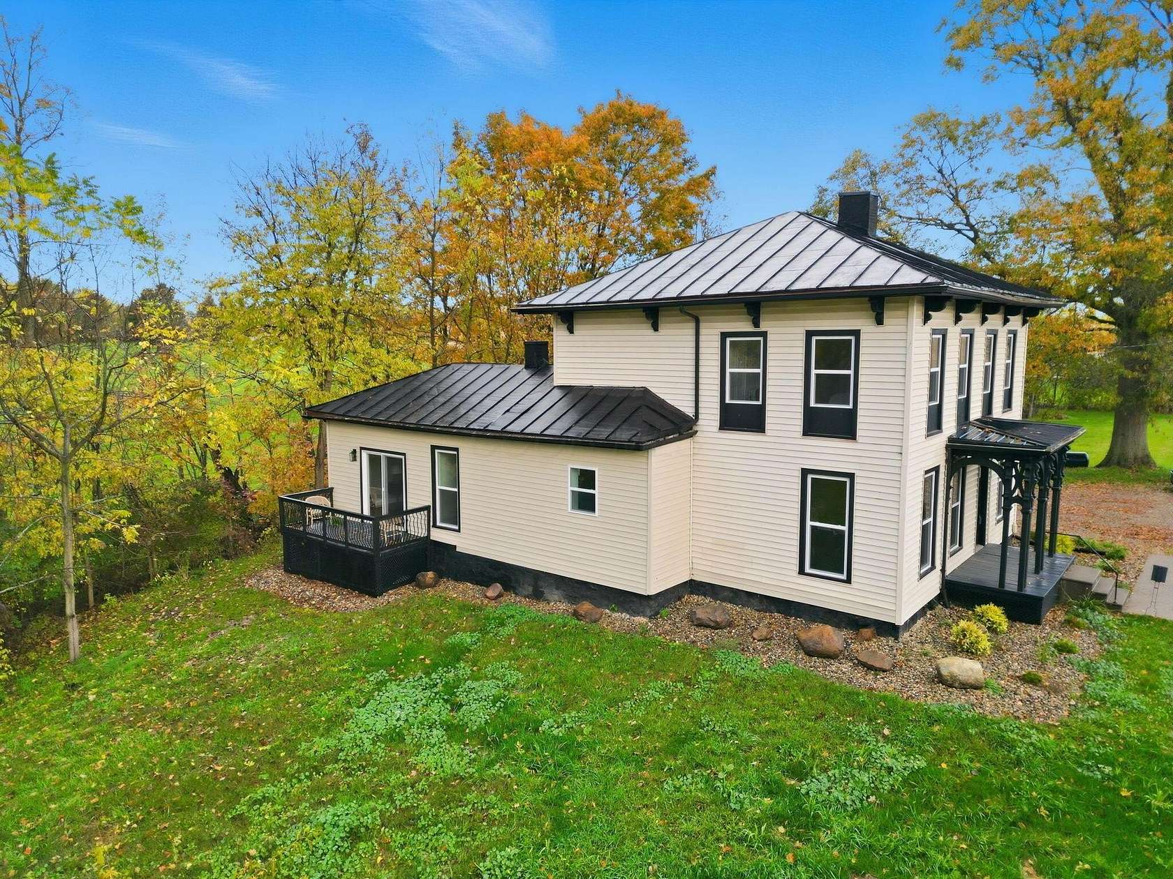1.53 Acres of Land with Home for Sale in Mount Vernon, Ohio