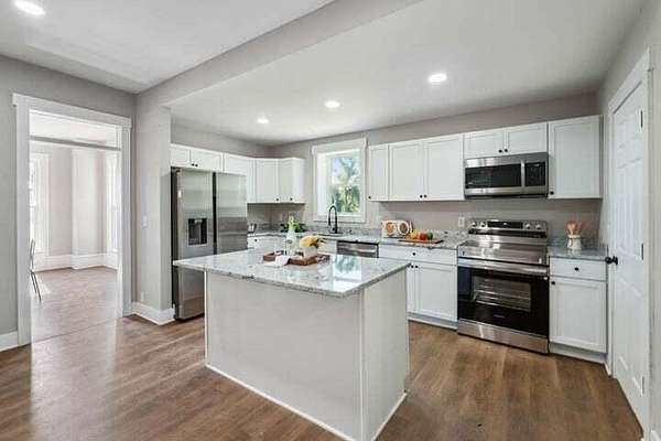 1.53 Acres of Residential Land with Home for Sale in Mount Vernon, Ohio