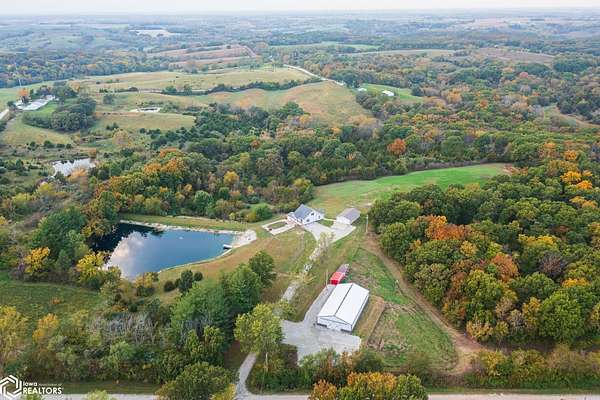 15.7 Acres of Land with Home for Sale in Chariton, Iowa
