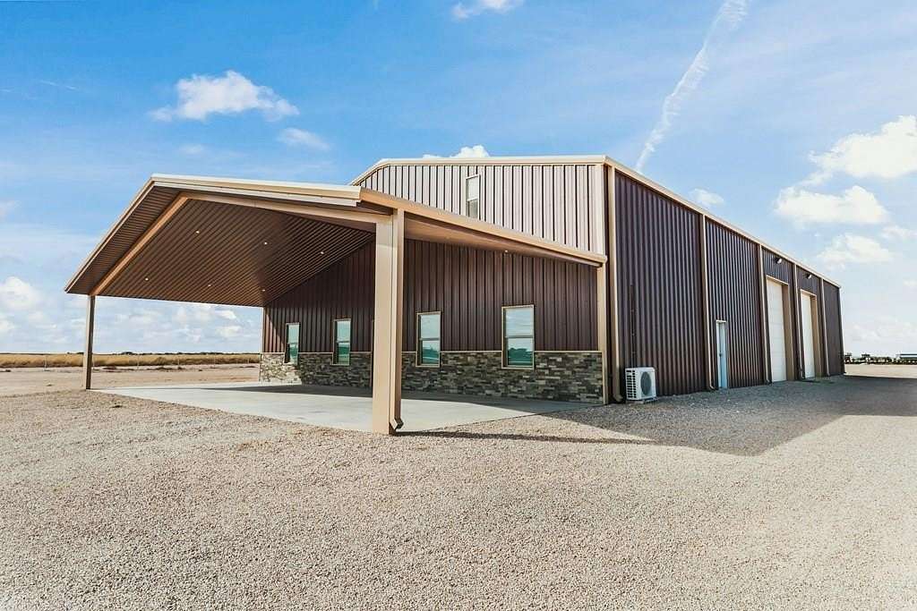 5 Acres of Improved Mixed-Use Land for Sale in Seminole, Texas