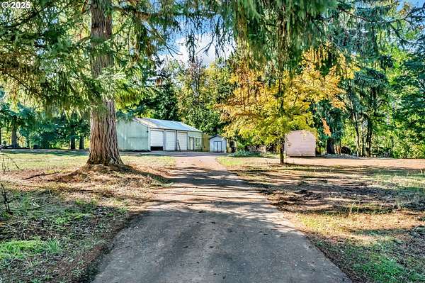 5.33 Acres of Residential Land for Sale in Veneta, Oregon