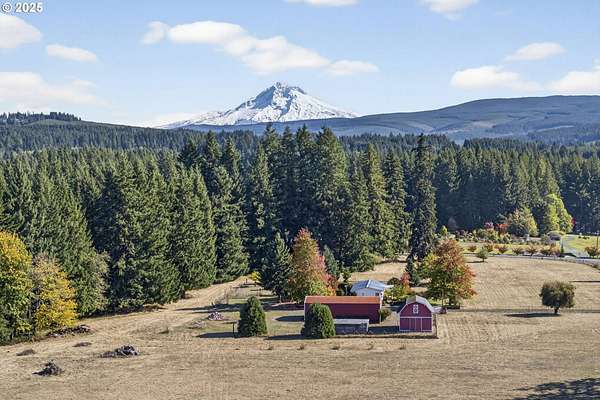 33 Acres of Land with Home for Sale in Eagle Creek, Oregon