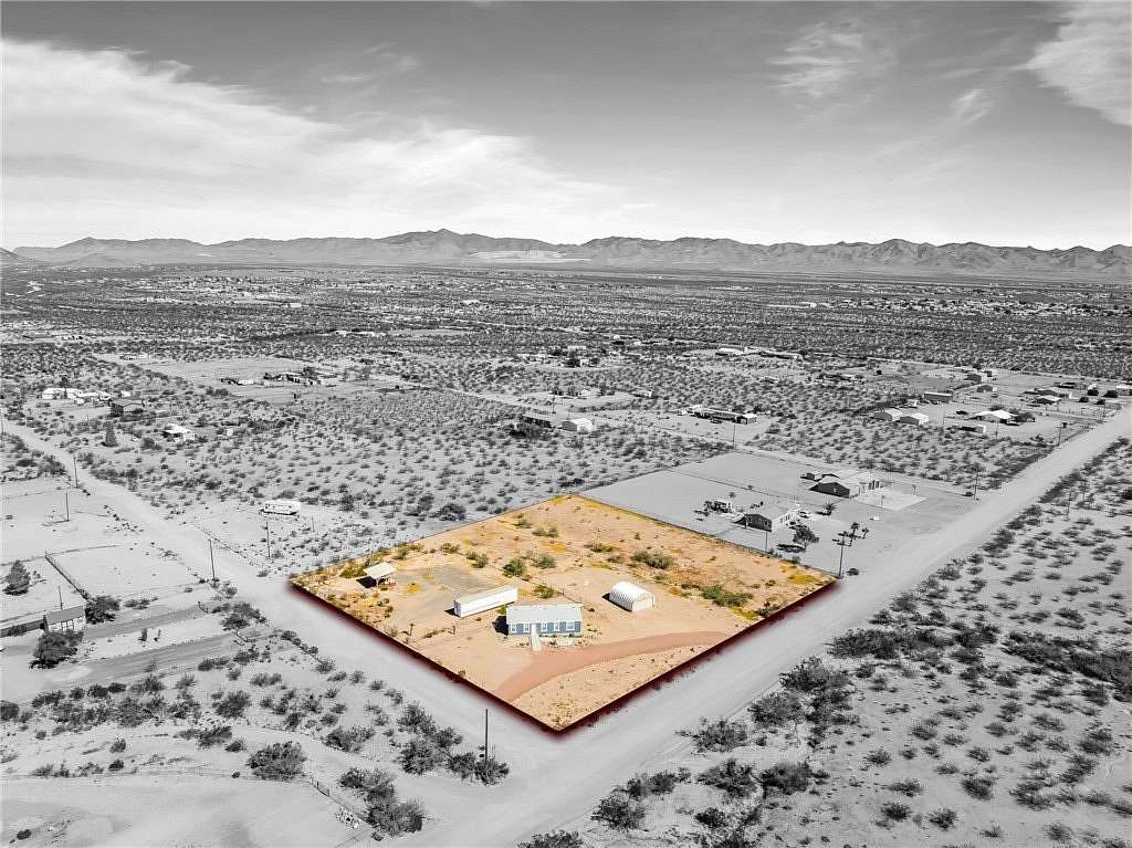 2 Acres of Residential Land with Home for Sale in Golden Valley, Arizona