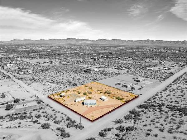 2 Acres of Residential Land with Home for Sale in Golden Valley, Arizona