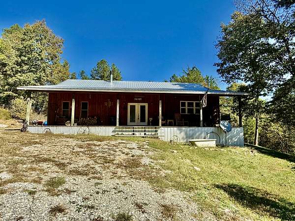 3.1 Acres of Residential Land with Home for Sale in Raymondville, Missouri