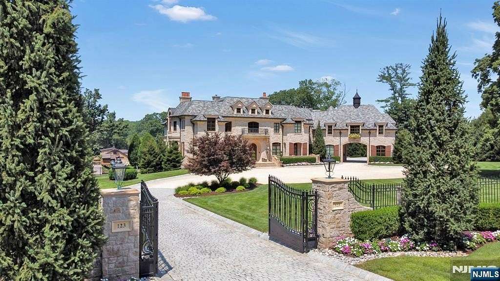 4.4 Acres of Land with Home for Sale in Saddle River, New Jersey