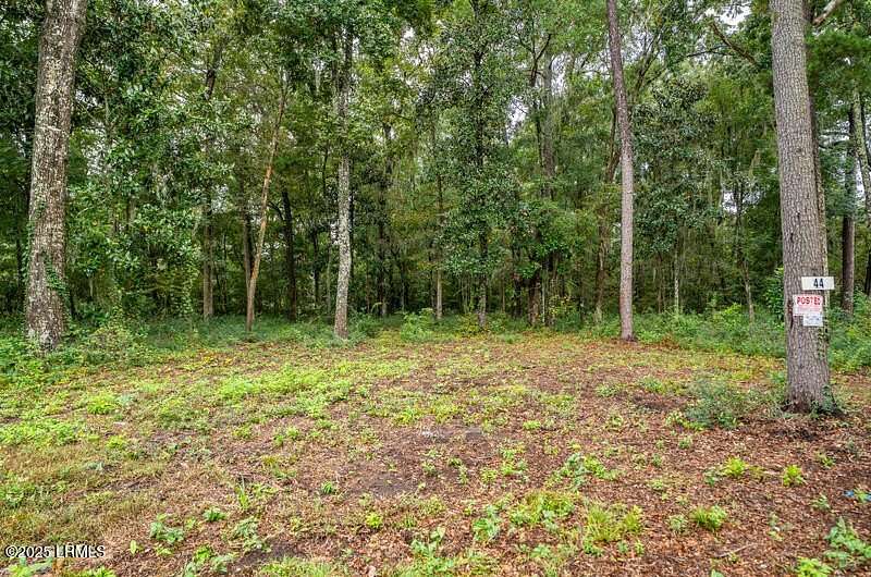 0.34 Acres of Residential Land for Sale in Beaufort, South Carolina