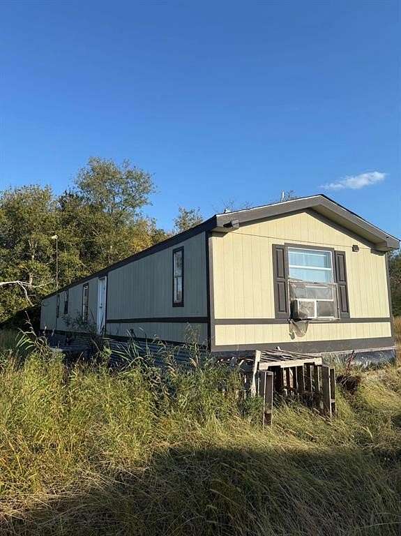 4 Acres of Residential Land with Home for Sale in Boley, Oklahoma