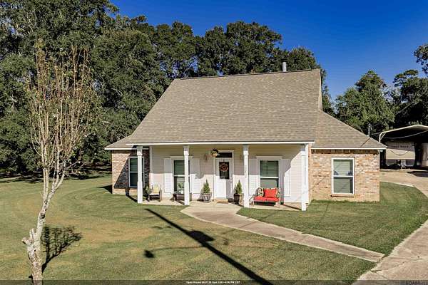 1.62 Acres of Land with Home for Sale in Denham Springs, Louisiana