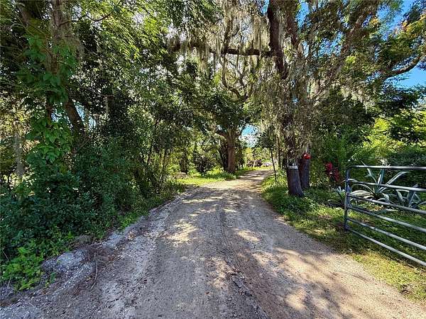 3 Acres of Residential Land with Home for Sale in Mount Dora, Florida