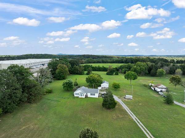 6 Acres of Commercial Land for Sale in Lebanon, Tennessee