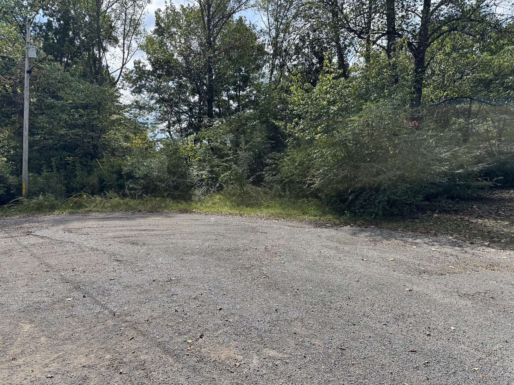 1.15 Acres of Residential Land for Sale in Bon Aqua, Tennessee