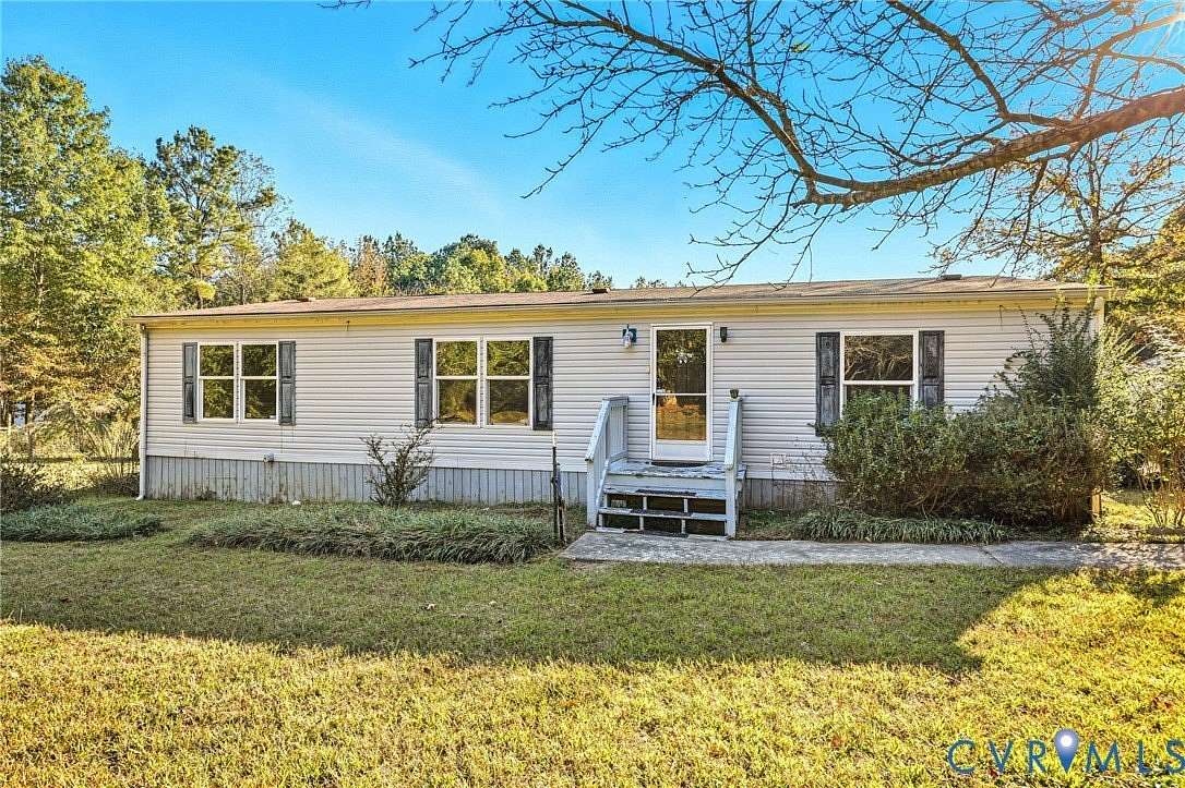 3.78 Acres of Residential Land with Home for Sale in Amelia Court House, Virginia