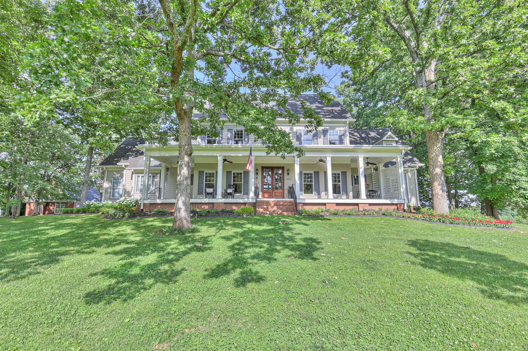 11 Acres of Land with Home for Sale in Murfreesboro, Tennessee