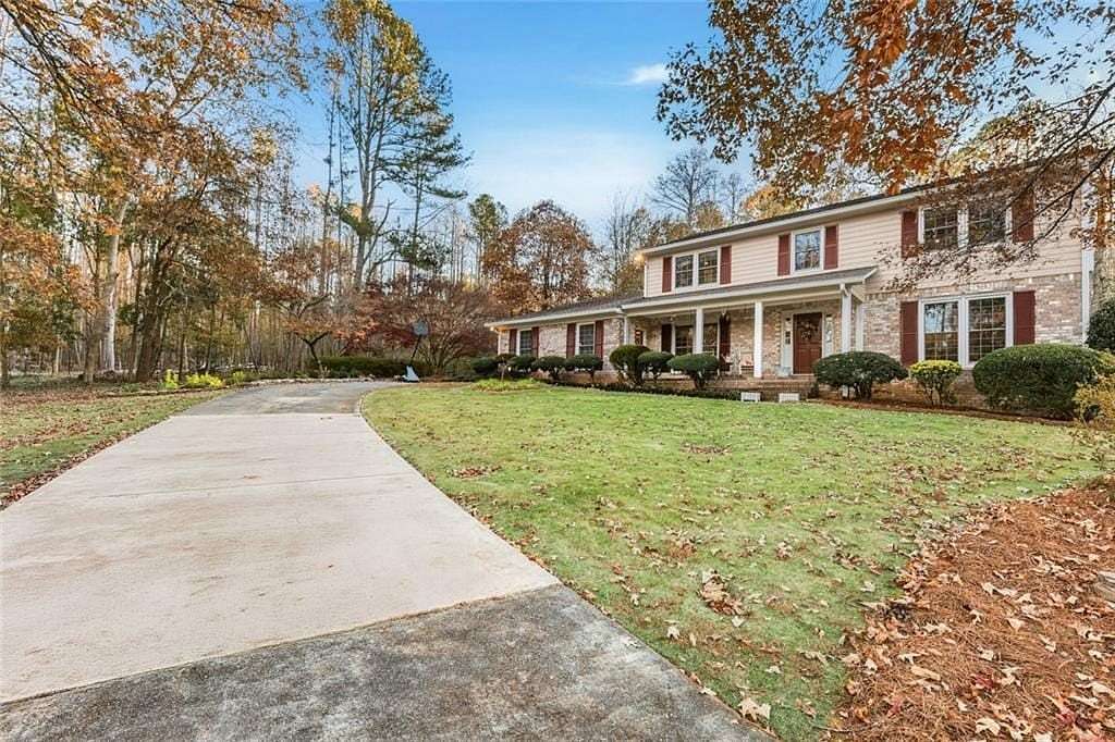 2.9 Acres of Residential Land with Home for Sale in Kennesaw, Georgia