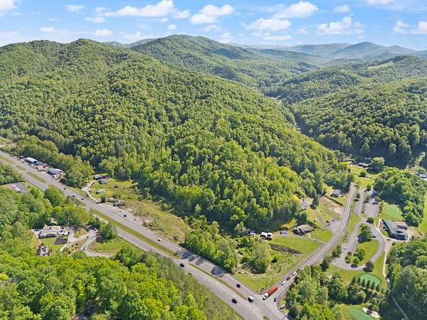 37 Acres of Land for Sale in Pineville, Kentucky