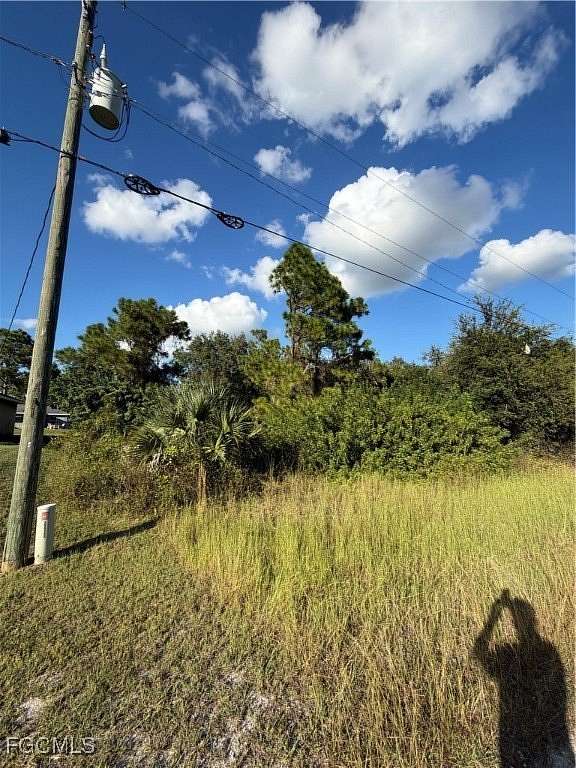 0.25 Acres of Residential Land for Sale in Lehigh Acres, Florida