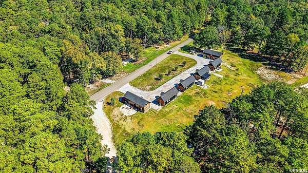 3 Acres of Improved Commercial Land for Sale in Bismarck, Arkansas