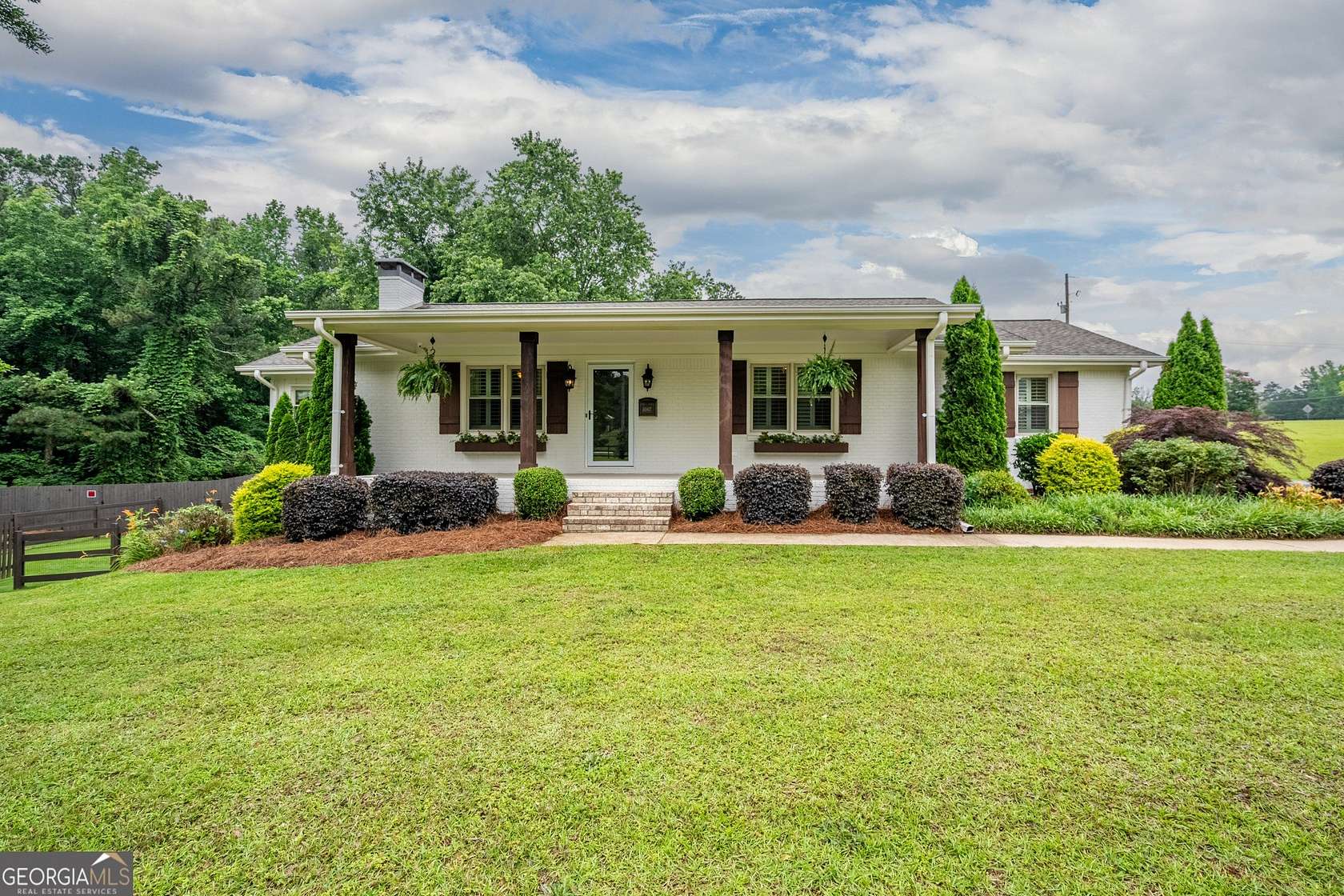 4.26 Acres of Residential Land with Home for Sale in Winston, Georgia