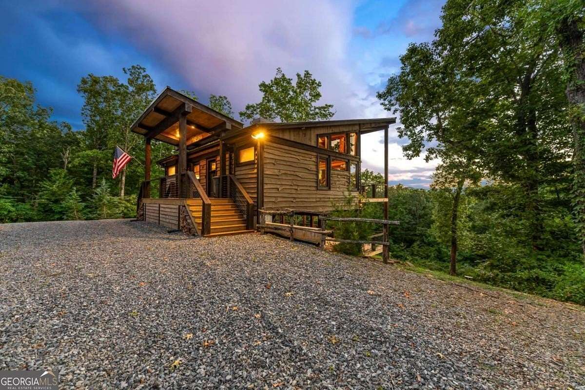 1.7 Acres of Residential Land with Home for Sale in Blue Ridge, Georgia