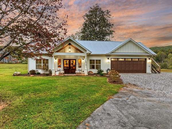 1.5 Acres of Residential Land with Home for Sale in Epworth, Georgia