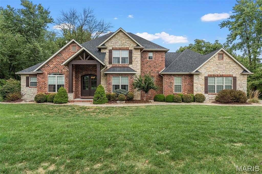 4.87 Acres of Residential Land with Home for Sale in Troy, Illinois