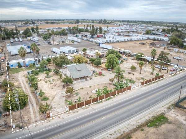 2 Acres of Residential Land with Home for Sale in Fresno, California
