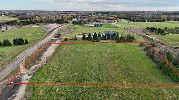2.5 Acres of Residential Land for Sale in Fergus Falls, Minnesota
