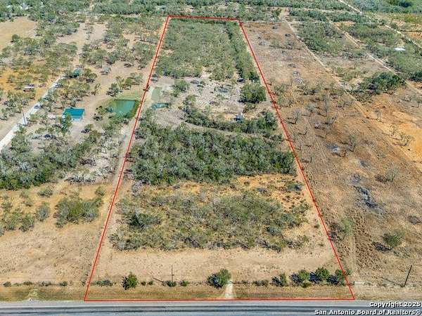 15.7 Acres of Improved Land for Sale in St. Hedwig, Texas