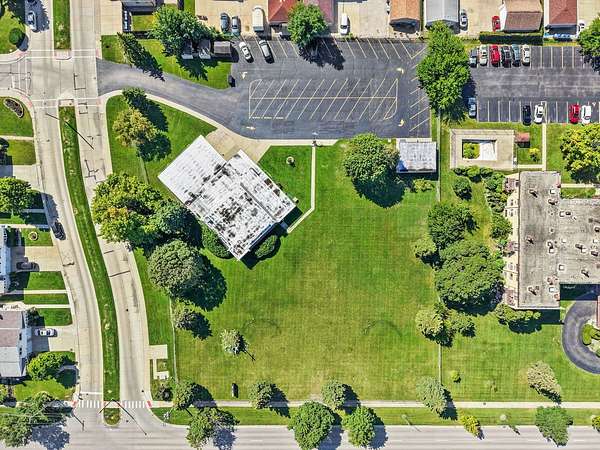 1.8 Acres of Residential Land for Sale in Des Plaines, Illinois