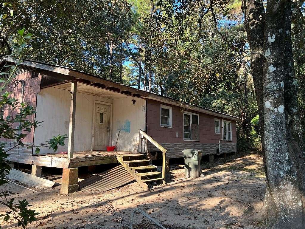 5 Acres of Land with Home for Sale in Newton, Texas