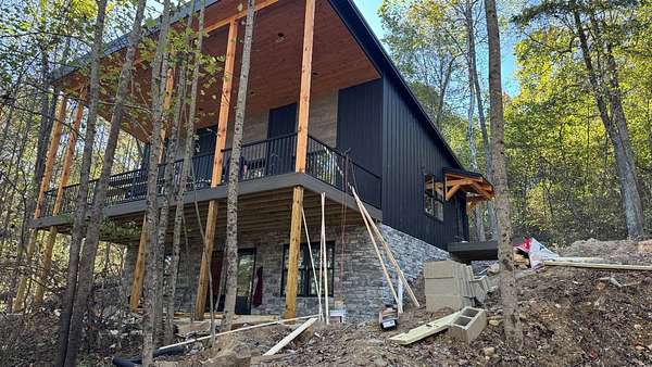 5 Acres of Residential Land with Home for Sale in Creola, Ohio