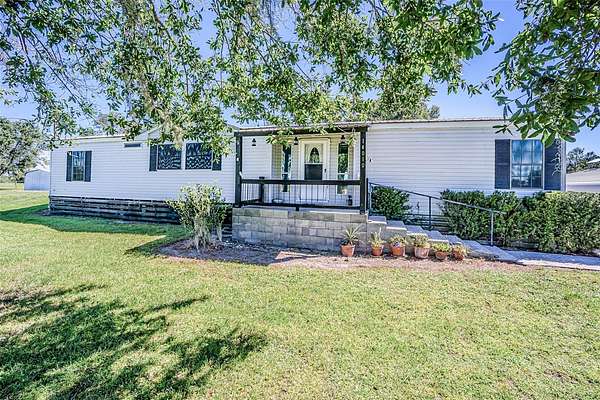 5 Acres of Residential Land with Home for Sale in Wimauma, Florida