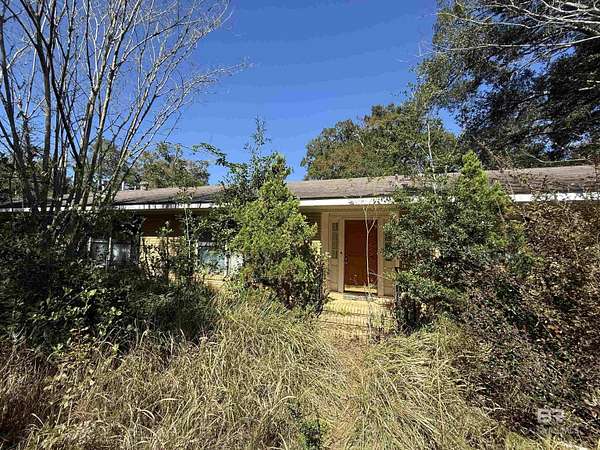 1.5 Acres of Residential Land with Home for Sale in Foley, Alabama