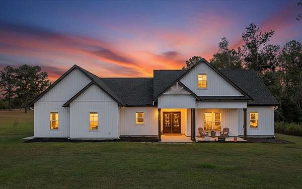 2 Acres of Residential Land with Home for Sale in Jennings, Florida