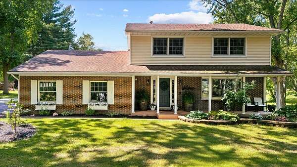 1.79 Acres of Residential Land with Home for Sale in Valparaiso, Indiana