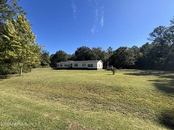 3.36 Acres of Residential Land with Home for Sale in Middleburg, Florida
