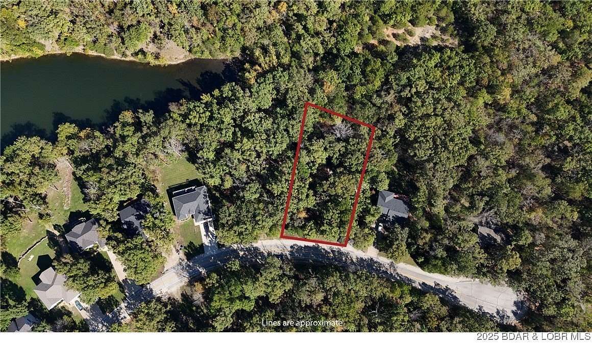 0.5 Acres of Residential Land for Sale in Village of Four Seasons, Missouri