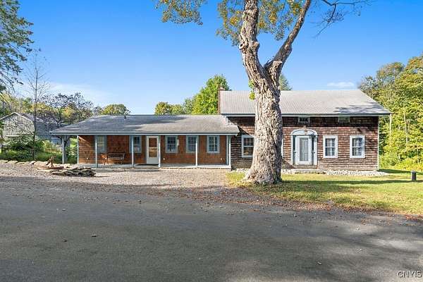 5.77 Acres of Residential Land with Home for Sale in Skaneateles, New York