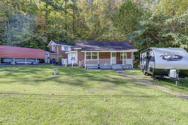 2.32 Acres of Residential Land with Home for Sale in Kingsport, Tennessee