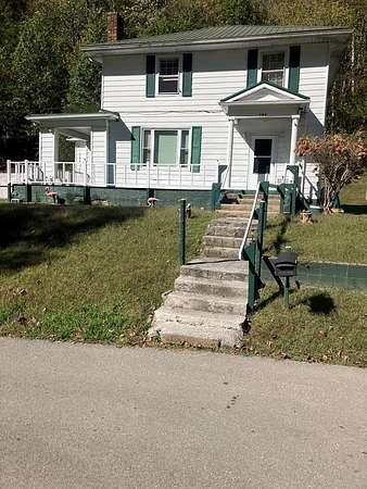 4 Acres of Residential Land with Home for Sale in Betsy Layne, Kentucky