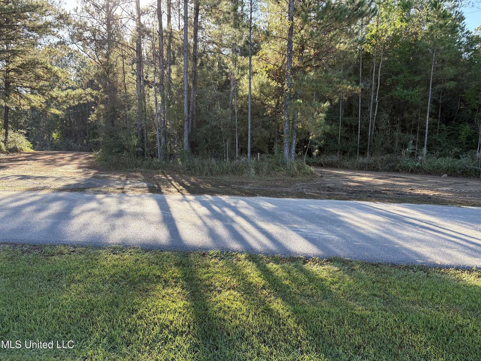 4 Acres of Residential Land for Sale in Moss Point, Mississippi