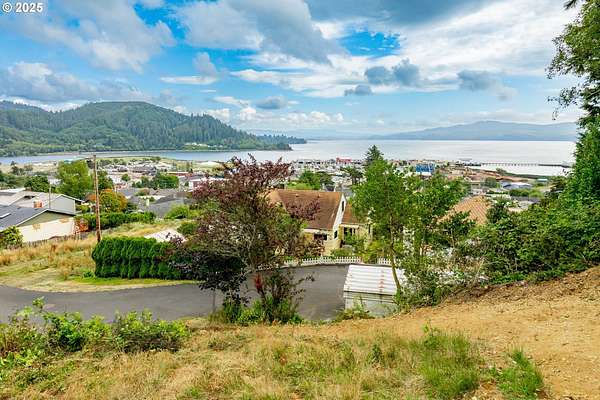 0.25 Acres of Residential Land for Sale in Garibaldi, Oregon