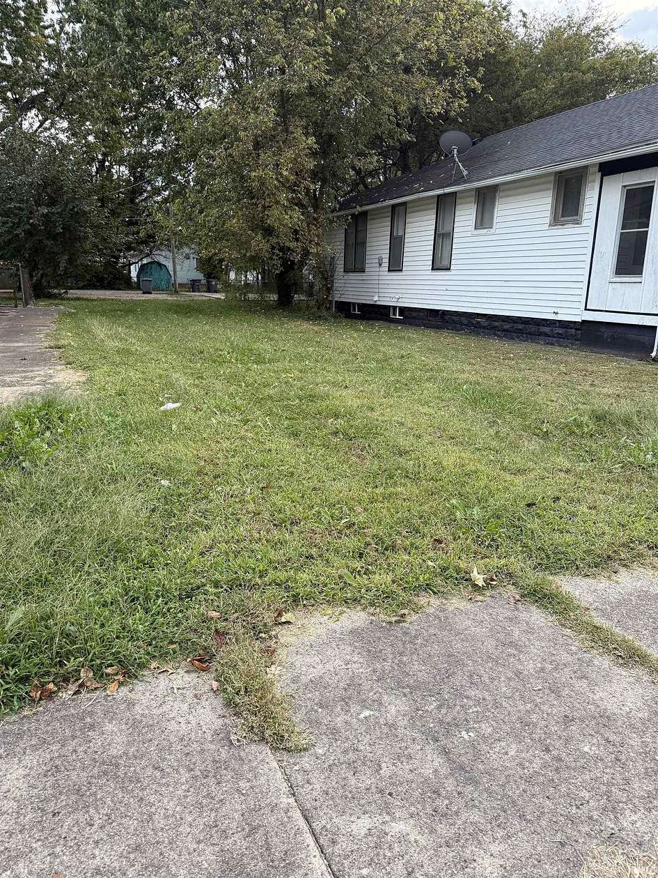 0.1 Acres of Residential Land for Sale in Evansville, Indiana